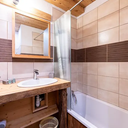 Apartment La Poya *